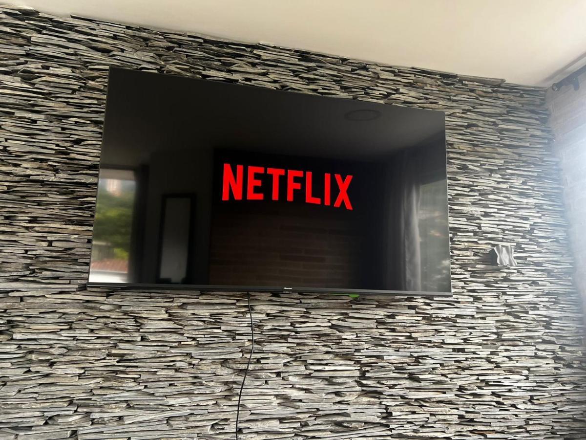 Apartamento Con Excelente Ubicacion En Envigado Kültér fotó