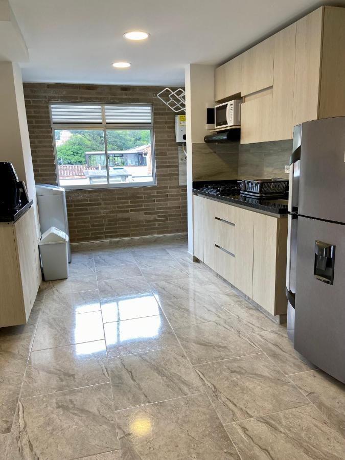 Apartamento Con Excelente Ubicacion En Envigado Kültér fotó