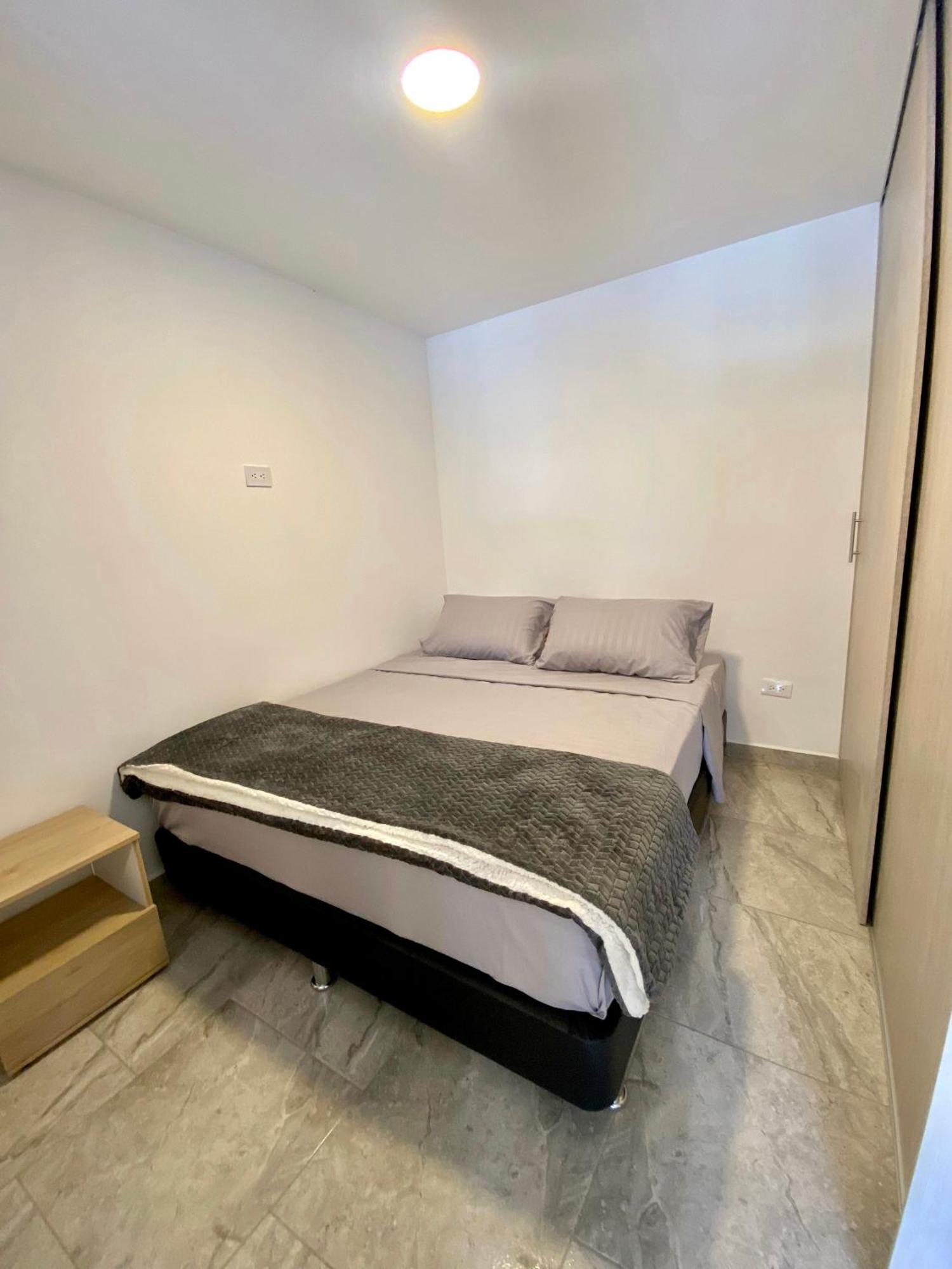 Apartamento Con Excelente Ubicacion En Envigado Kültér fotó